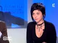 chlo� delaume relayant les critiques des internautes � propos des �missions du mois.