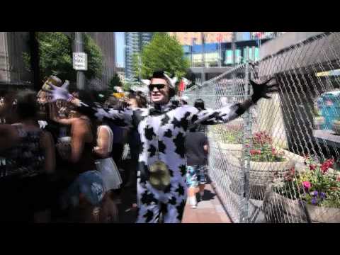 Willow Jon as the Cow at Seattle Pride 2011