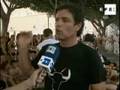 Unos 200 activistas protestan contra las corridas de toros.