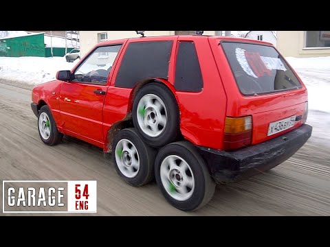 FIAT Uno con 8 ruedas