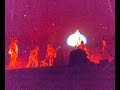 la regina dll notte la festa siamo noi gli occhi negli occhi