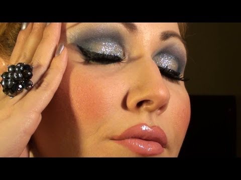 marisolguerita - Maquillaje elegante para fiesta http://www.facebook.com/pages/Marisolguerita/195662183866897http://www.danosongs.com Free Royalty Free Music by DanoSongs.