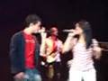 RBD cantando Nuestro Amor
