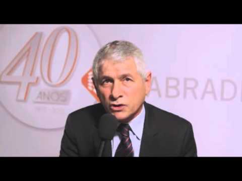 Abradee 40 Anos - Milton Marques do Nascimento Filho Diretor Executivo do Instituto Innovare Abradee 40 Anos - Milton Marques do Nascimento Filho Diretor Executivo do Instituto Innovare