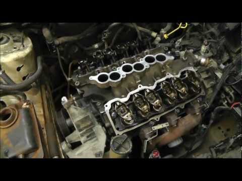 Replacing Head Gaskets On A Ford Taurus 3.0L V6 OHV Engine. With Time Lapse. RWGresearch.com