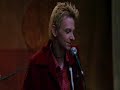 zooey-deschanel-singing-in-the-new-guy.html