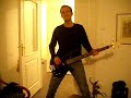 Apprendre à jouer de la basse