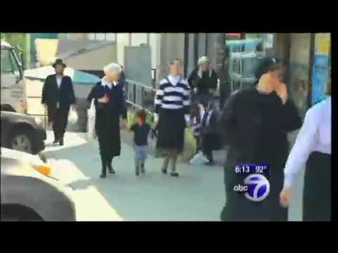 Welcome sign to Kiryas Joel asks for modesty