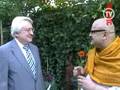 Swami Durchananda: Steinmeier, kuschel me!