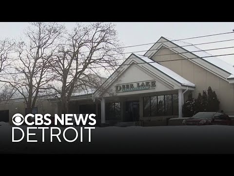 Indagine su ragazza annegata in piscina | CBS Detroit Indagine su ragazza annegata in piscina | CBS Detroit