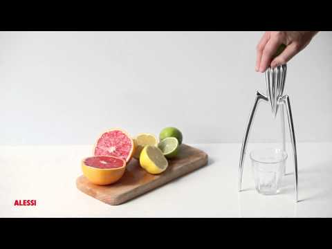 how to use a lemon squeezer