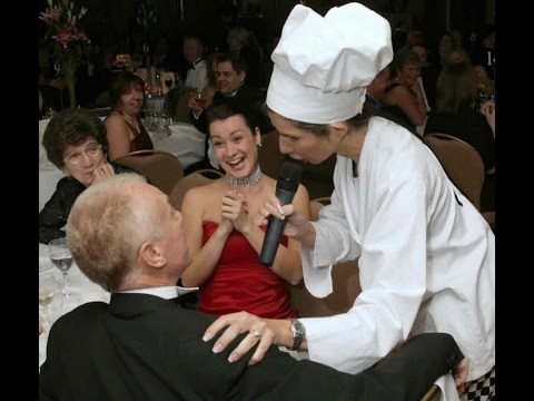 how to provide good customer service in a restaurant