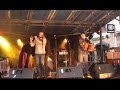 rond de st-vincent jou� par le groupe skirienn.
music from brittany (france), accordeon, biniou, bombarde, flut, song. julien cornic, pascal cr�ac'h, jaouen le go�c, erell olivier-j�gat, sabine kergo�t http://www.myspace.com/skirienn