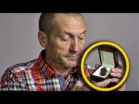 Man Opens Up Bag Of Old Rags, Finds Out It’s Actually A 400 Year Old Relic