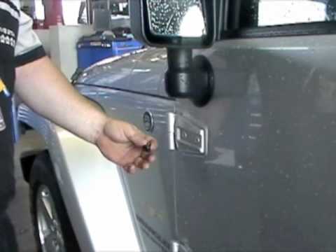 how to remove tj door panel