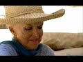 Queen of Sheba, Queen of Yemen and Arabia, A Di...(more) Added: 03 April 2008 Queen of Sheba, Queen of Yemen and Arabia, A Discovery channel production USA بلقيس بنت الهدهاد بن شرحبيل، ملكة سبأ، وصاحبة القصة المشهورة في القرآن مع نبي الله سليمان. كانت من بيت عز وجاه وملك، وحكمت مملكتها سبأ باليمن، وهي أقدم الممالك اليمنية العربية، وجاء ذكرها في التوراة، وفي بعض النقوش التي خلفها الملك سرجون ملك آشور (720-705 ق.م) وكانت عاصمتها مأرب بعد أن انتقلت من صرواح.كان لبلقيس شأن عظيم في قومها ودولتها، حيث أوتيت من الملك والنعم الكثير، وكانت تعبد الشمس هي وقومها ذو العتاد والعدة والمنعة في زمانهم. وقد ورد ذكر قصتها في القرآن الكريم دون التصريح باسمها، حيث إنها عاصرت نبي الله سليمان عليه السلام الذي آتاه الله الملك، ووضع تحت يديه الإنس والجن، وأتاه علمًا يعرف به منطق الطير (لغته) ﴿وحشر لسليمان جنوده من الجن والإنس والطير فهم يوزعون﴾ النمل: 17 .علم سليمان بأمر بلقيس وعبادتها وقومها للشمس من دون الله، فأرسل إليها يطلبها هي وقومها مسلمين مذعنين، فاستشارت وزراءها وأرسلت رسلها بهدايا ثمينة إلى سليمان لتسكته أو لتعرف نيته وتفكيره، فرفض الهدية ﴿فلما جاء سليمان قال أتمدوننِ بمال فما آتانِ الله خير مما آتاكم بل أنتم بهديتكم تفرحون﴾ النمل: 36. وعادت الرسل بالهدية فتيقنت أنه نبي صادق كريم فصارت إليه بقومها مذعنة مستسلمة، وقبل وصولها أمر سليمان جنوده أن يحملوا عرشها إليه، فلما وصلت وجدته أمامها وقد تبدلت فيه أجزاء قليلة، فلما سئلت عنه قالت كأنه هو، فازدادت هدى ويقينًا وأسلمت مع سليمان لرب العالمين وقالت ﴿رب إني ظلمت نفسي وأسلمت مع سليمان لله رب العالمين﴾ النمل: 44. وقصتها مفصلة في التفاسير في سورة النمل وبعض كتب التاريخThe country Sheba or Saba, whose name means Host of Heaven and peace, was Abyssinia. Located in southwest Arabia on the eastern tip of the Red Sea, Sheba was thriving about 3000 years ago and occupied 483,000 square miles of mountains, valleys (wadis) and deserts in the area of present day Yemen. Some historians claim that Ethiopia, on the western end of the Red Sea, was also part of Sheba's territory.Sheba: The Ancient EmpireThe country Sheba or Saba, whose name means Host of Heaven and peace, was Abyssinia. Located in southwest Arabia on the eastern tip of the Red Sea, Sheba was thriving about 3000 years ago and occupied 483,000 square miles of mountains, valleys (wadis) and deserts in the area of present day Yemen. Some historians claim that Ethiopia, on the western end of the Red Sea, was also part of Sheba's territory.Sheba was a wealthy country with an advanced irrigation system. Its people, the Sabaeans, built dams as high as 60 feet with spans of almost a mile. They cut large earthen wells ito the Earth, which allowed them to irrigate their abundant gardens. Sheba was also rich in gold and other precious stones. But her real wealth was in her exclusive trade in frankincense and exotic spices sought by neighboring kingdoms.Sheba also had a very lucrative caravan trade. By 1000 B.C., camels frequently traveled the 1400 miles up the 