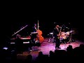 in bimhuis 28 december 2007

archie shepp-tenorsax, sopraansax,
tom mcclung-piano,
wayne dockery-bas,
steve mccraven-drums