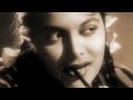 A GREAT MUKESH CLASSIC ORIGINALLY SUNG BY MAESTRO, I LOVED MUKESH THE WAY HE SANG HIS SONGS, SHAILENDRA WROTE GREAT SONGS AND RAJ KAPOOR SAHIB DID A GREAT JOB, LISTEN TO THIS BEAUTY IN MY VOICE.