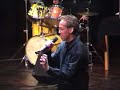 presentaci�n en el auditorio del museo de la naci�n, sandro le�n interpreta dentro del marco del concurso de la canci�n brasile�a organizado por la embajada del brasil en el per�, el tema principal de la novela brasile�a el clon, la canci�n 