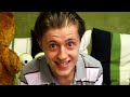 DANKE AN ALLE, DIE EIN DAUMEN HOCH GEBEN UND DAS VIDEO KOMMENTIEREN:-) Dima auf Twitter folgen: twitter.com Sascha auf Twitter folgen: twitter.com Besuche unsere Facebook-Fanpage: www.facebook.com Die kürzesten und dümmsten Witze aller Zeiten. Falls ihr auch welche kennt, schreibt welche in die Kommentarbox:-) Viel Spaß!