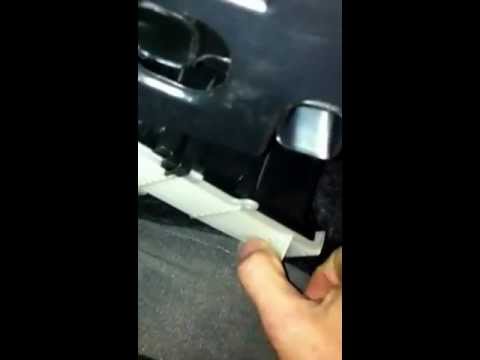 Audi A4 – How to replace cabin air filter