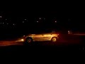 2 profesionales aciendo trompos