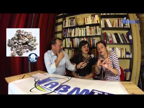 Click to View : Sandra et Aurélie sur leurs voyages en Auto-Stop en Europe.