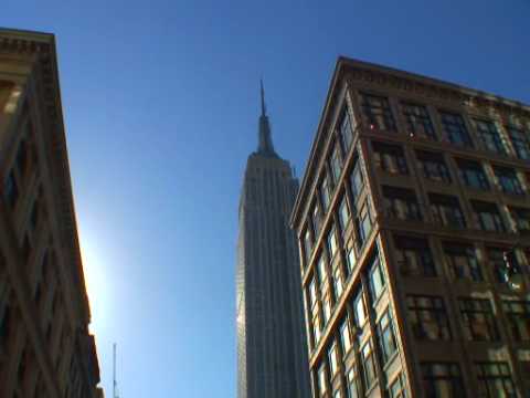 newyork - City guide of New York narrated in English. You can watch full length video on http://www.creativesystemservices.net/english/products1.html.