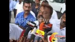 vijayakanth angry on press people