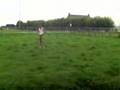 videos de apie straver over de sloot