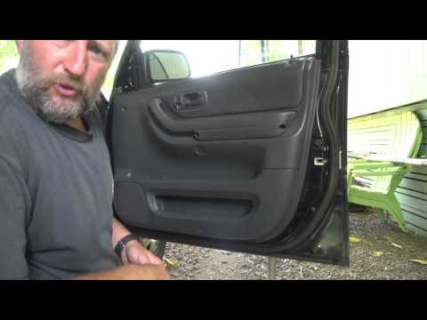 how to remove crv door panel