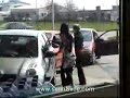 Zena na benzinskoj