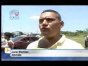 Afectados por apagones trancaron la via