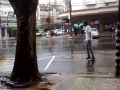 PEGANDO TAXI NA CHUVA