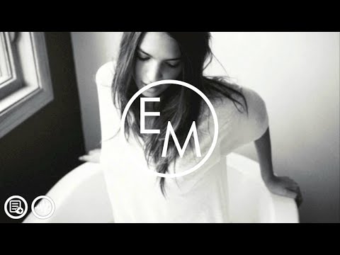 blonde - Eton Messy - Beauty & The Beats. ✖ Subscribe http://bit.ly/P7EPdo ✖ Facebook http://on.fb.me/R5QGH6 ✖ Soundcloud http://bit.ly/LMFAUi ✖ Twitter http://bit.ly...