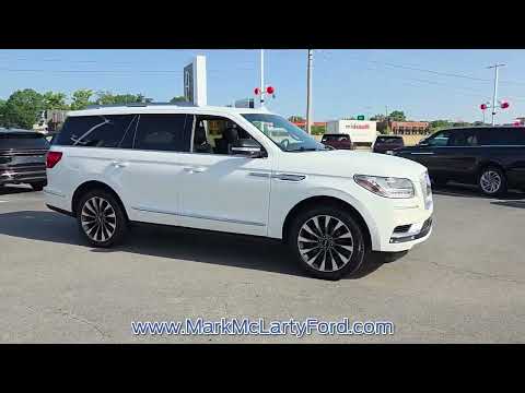 Used 2020 White LINCOLN RESERVE 4X4 image 1