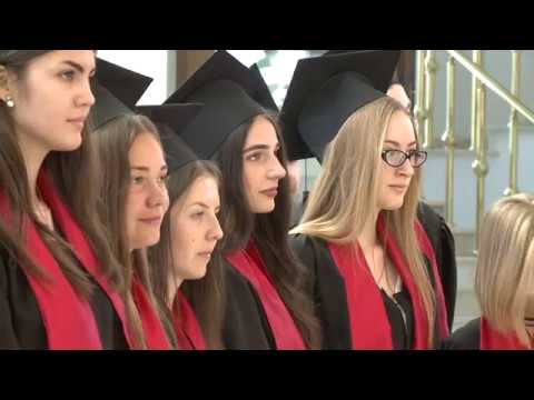 More than 250 graduates from all over the country received "Diploma of Honor" of the President of the Republic of Moldova