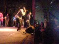 un debut de concert au top qui te mes dans l'eambiance direct !!!