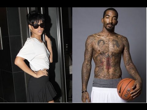 Rihanna’s Dating New York Knicks JR Smith!!