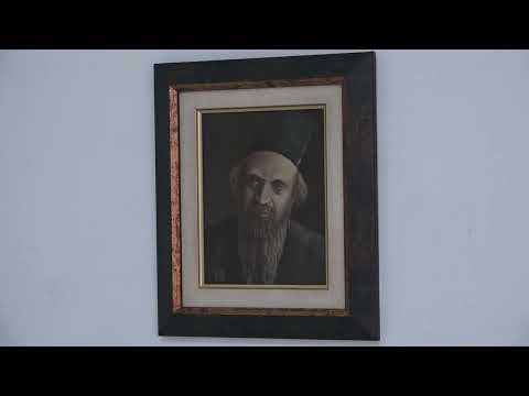 ОТВОРЕНА ИЗЛОЖБА ИКОНА,СЛИКА И ФИГУРА БОБАНА ТВИНА МАНДИЋА НАЗВАНА „ПРАСКОЗОРЈЕ“