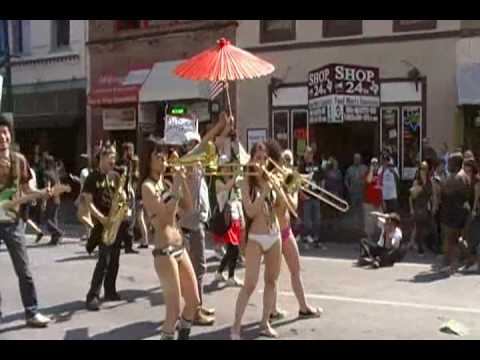 >Japanese Girls Naked in the Street .. | Girls River Bathing – Gadis