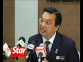 In view of the shortage of doctors in the country, health Minister Datuk Seri Liow Tiong Lai says the 1Malaysia clinics will go on operating without doctors.