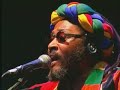 perdido de amor. extraido do dvd de edson gomes, gravado em salvador-ba