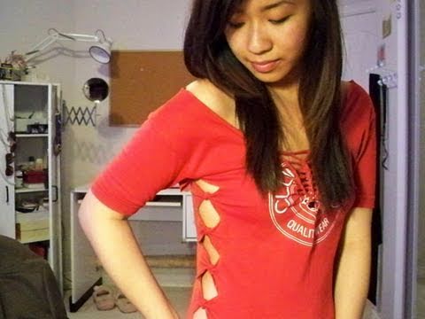 how to cut an oversized t shirt to fit