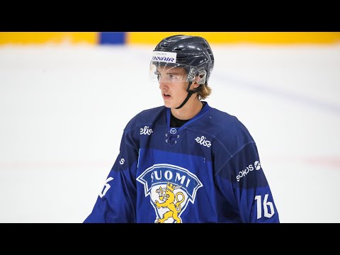 Hyökkääjä Kalle Väisänen päätti turnauksensa ykkösketjussa: "Hyvä pelata Rondon ja Aatun kanssa"