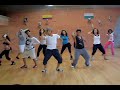 ELEMENTS clase \"Disturbia\" de Rihanna ELEMENTS clase \"Disturbia\" de Rihanna