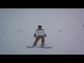 Erste Versuche auf dem Snowboard