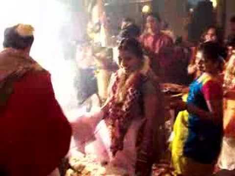 how to involve guests in wedding ceremony