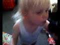 Nikita 2 jaar !!! zingt :  Hij van nieke (huis anubis)