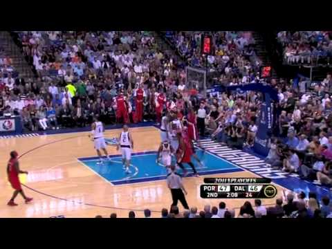 Game 2: Miller to Aldridge alley-oop dunk on Mavericks
